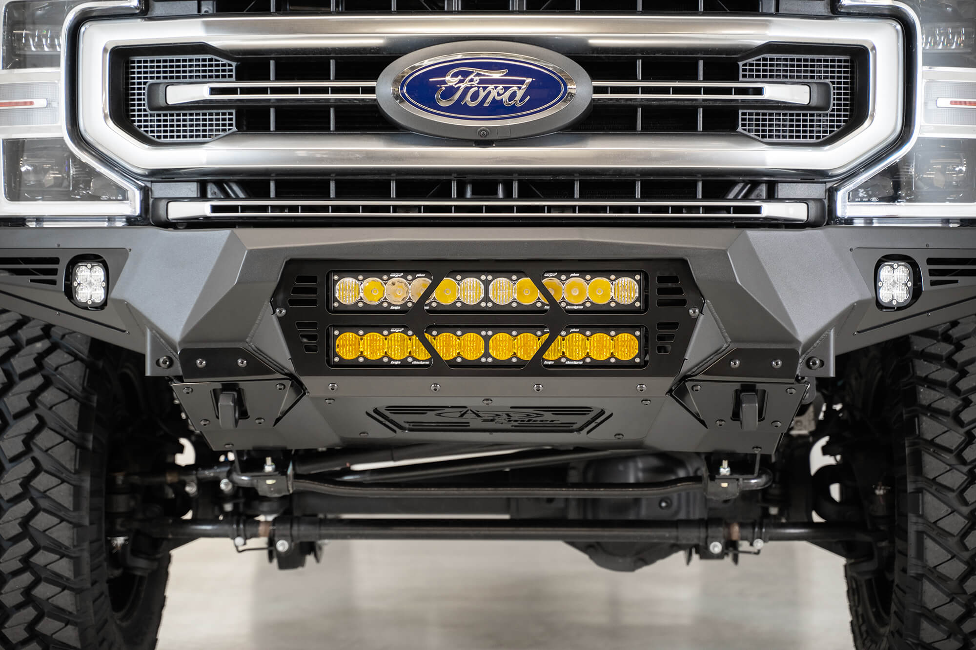 2017-2022 Ford Super Duty Bomber Front Bumper | Heritage