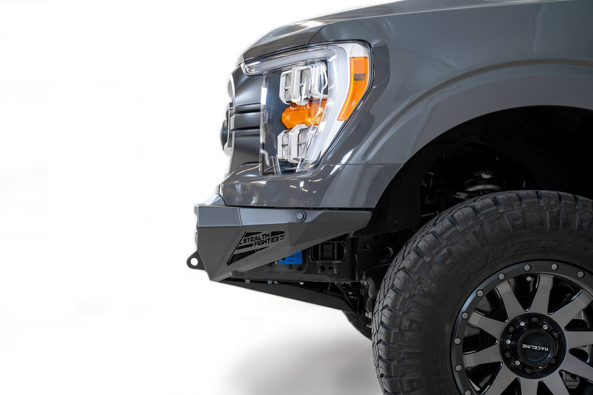 Ford F150 aftermarket winch front bumper