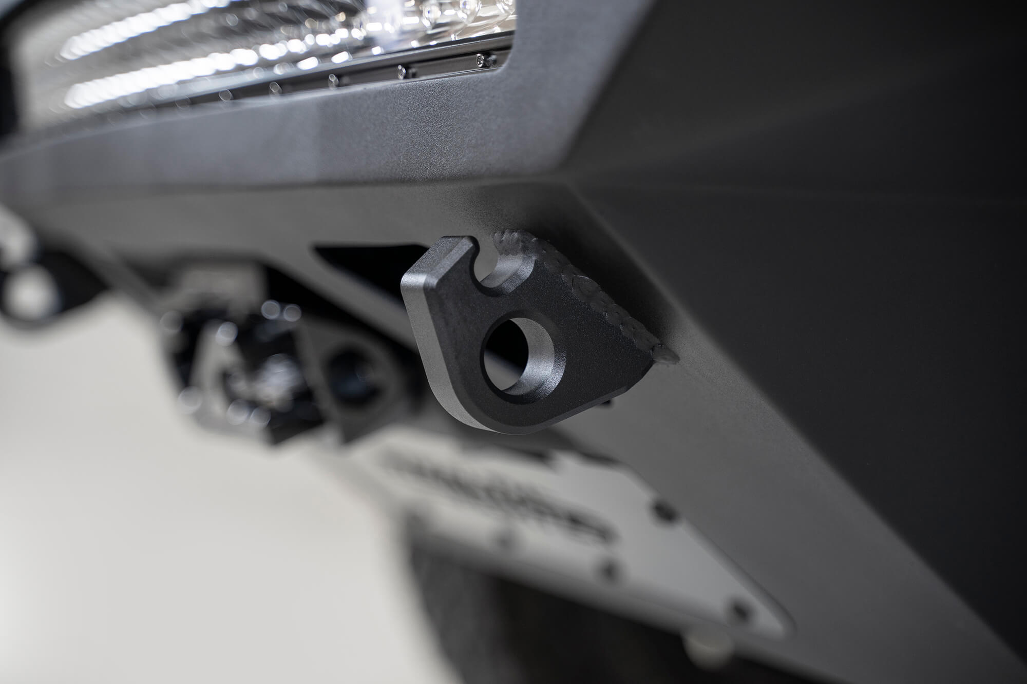 Toyota-Tacoma-winch-front-bumpers