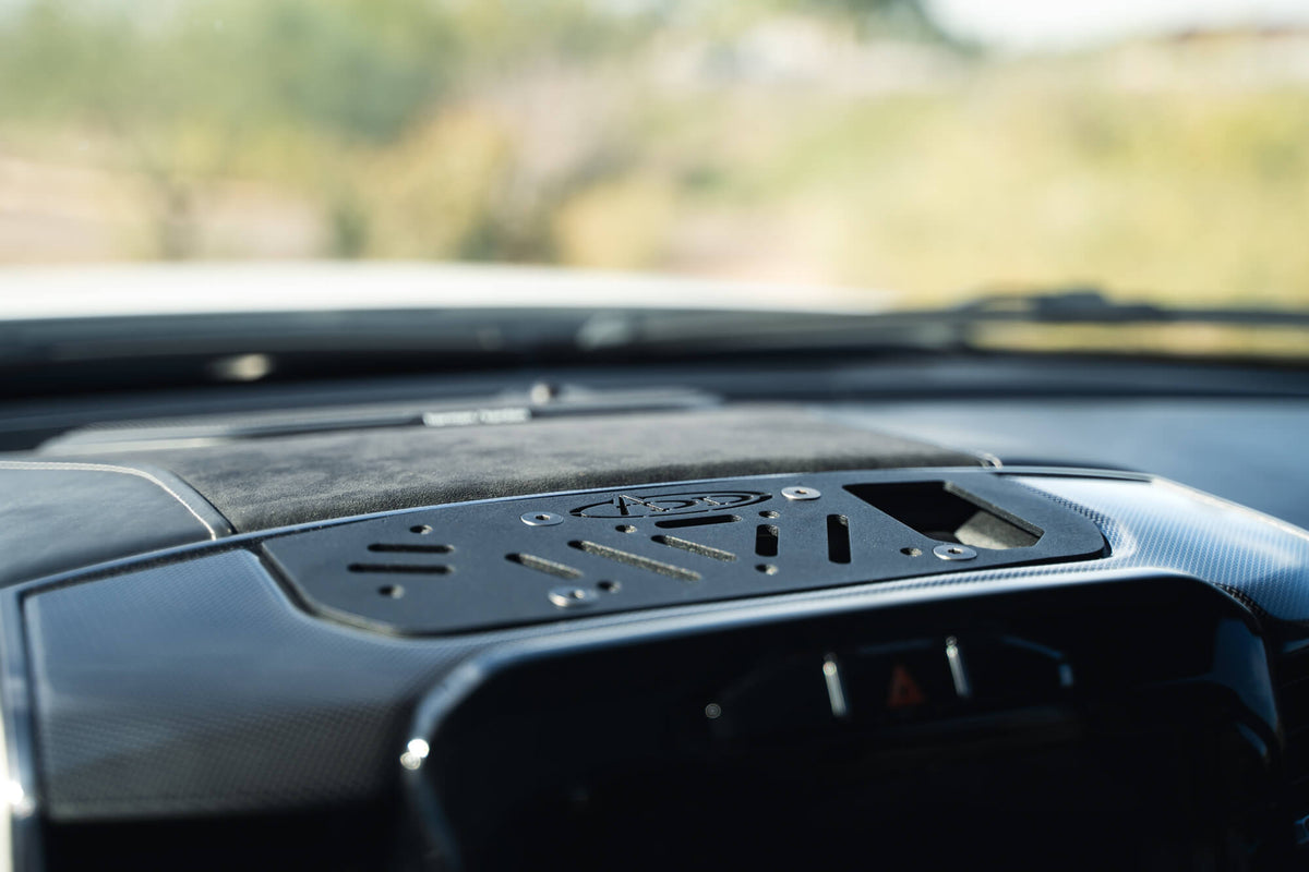 Retains OEM Speaker