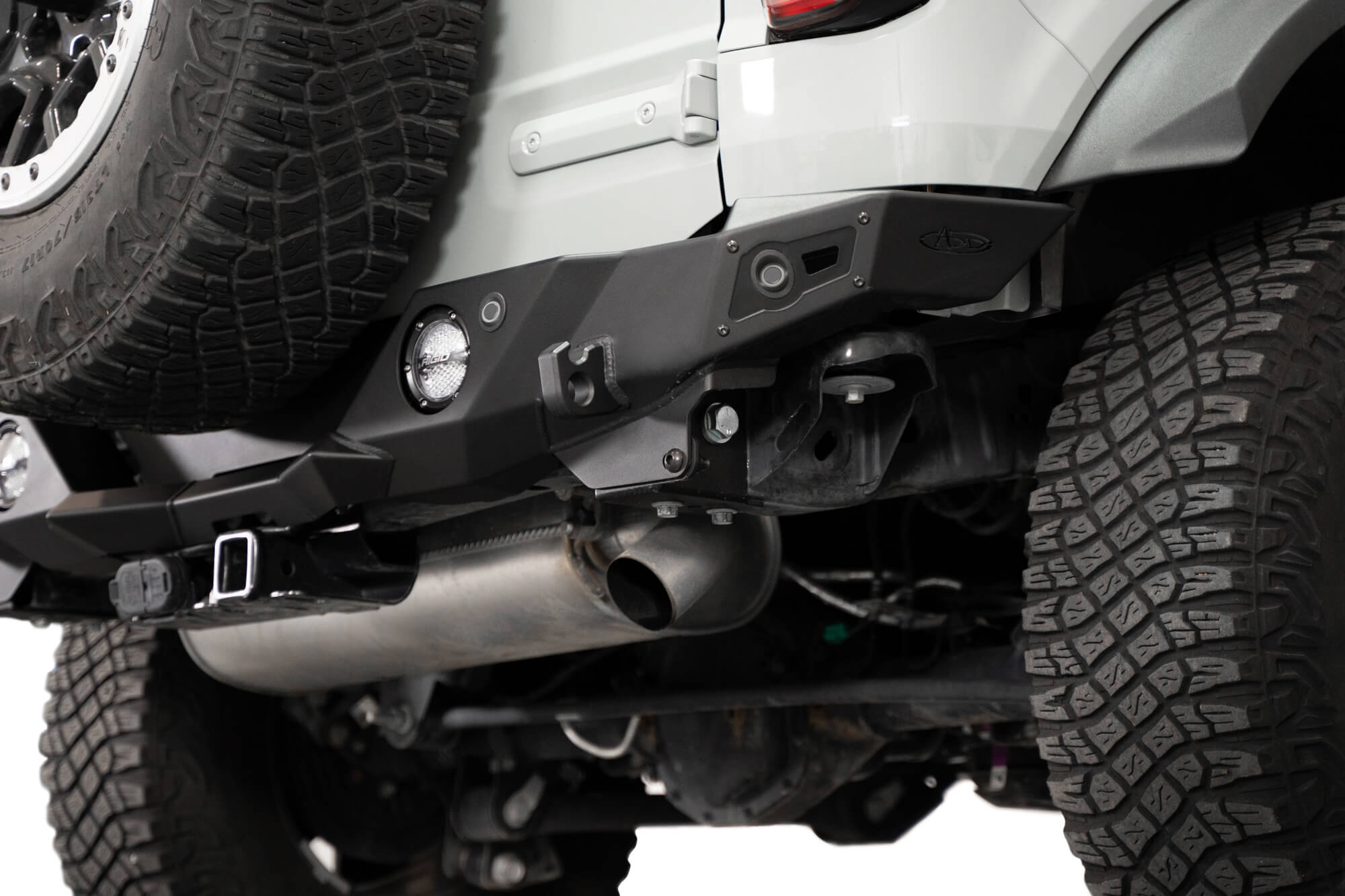 Sensors, mounts, and tow hitch on 2021-2023 Ford Bronco Krawler Rear Bumper