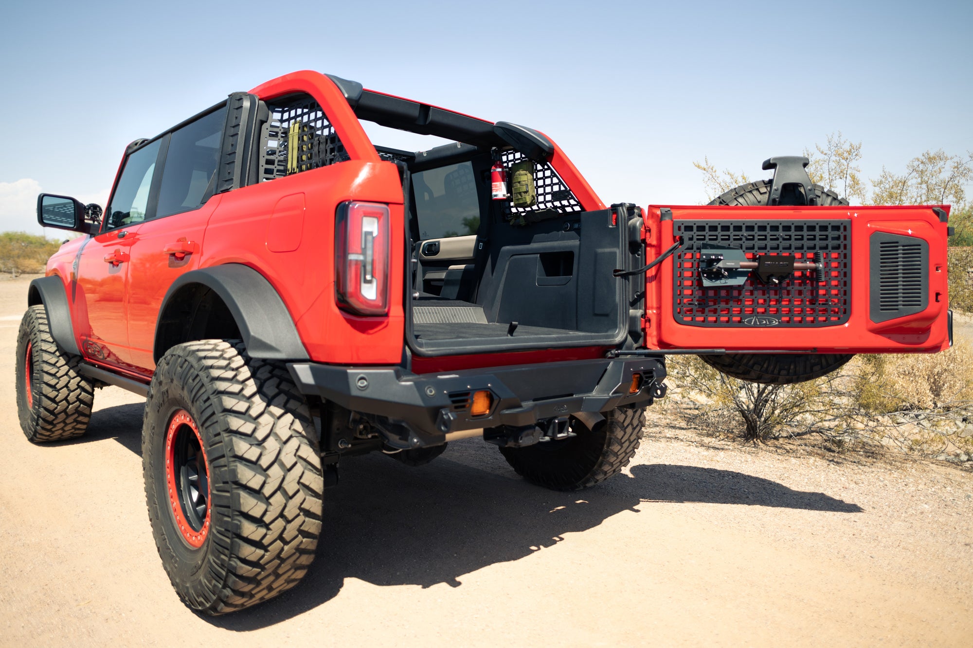 2021-2026 Ford Bronco Tailgate Molle Panel