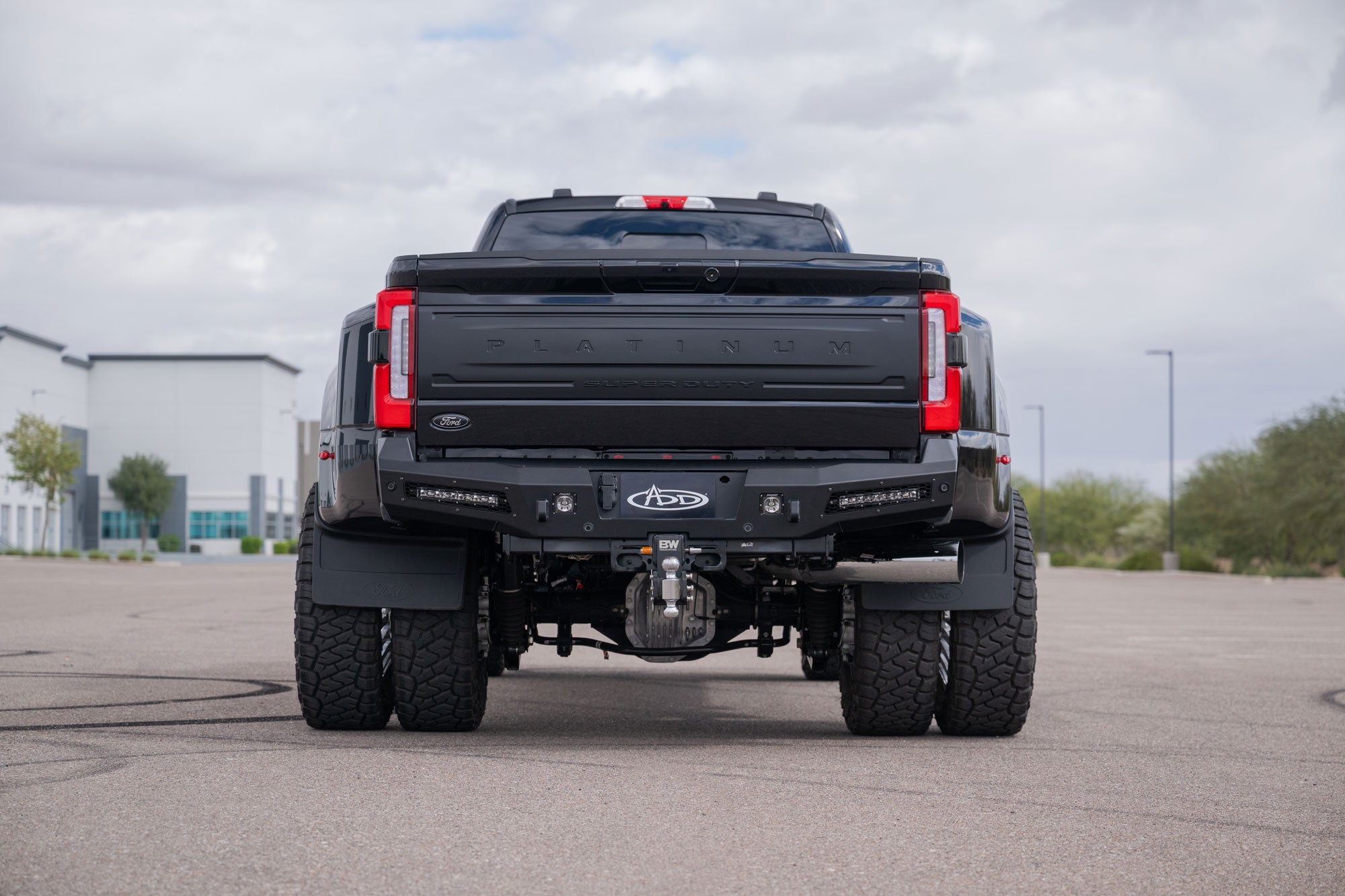 Rear profile on dually 2023+ Ford Super Duty Honeybadger Rear Bumper