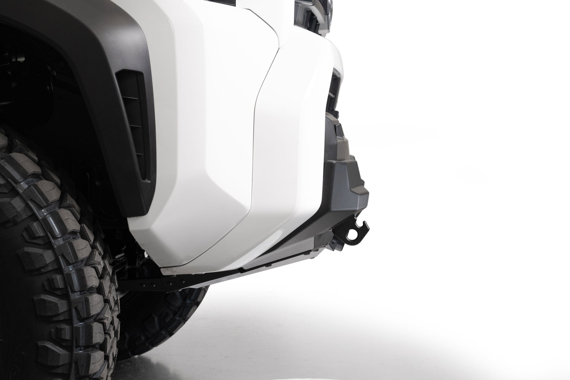 Side Profile showing fitment of the 2025 Toyota 4Runner Stealth Center Mount Front Bumper