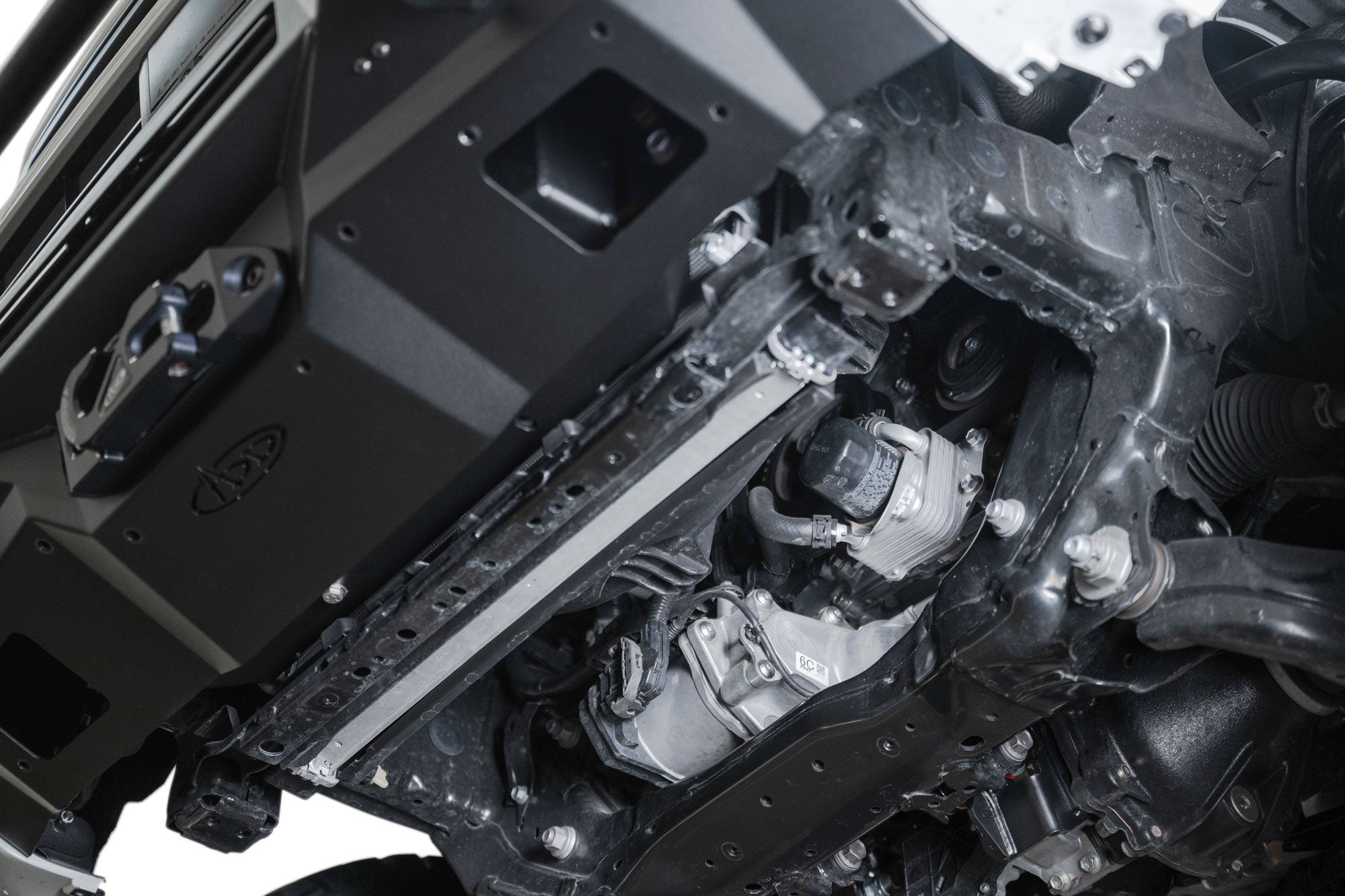 No Skid plate on the 2025 Toyota 4Runner Stealth Center Mount Front Bumper with Top Hoop