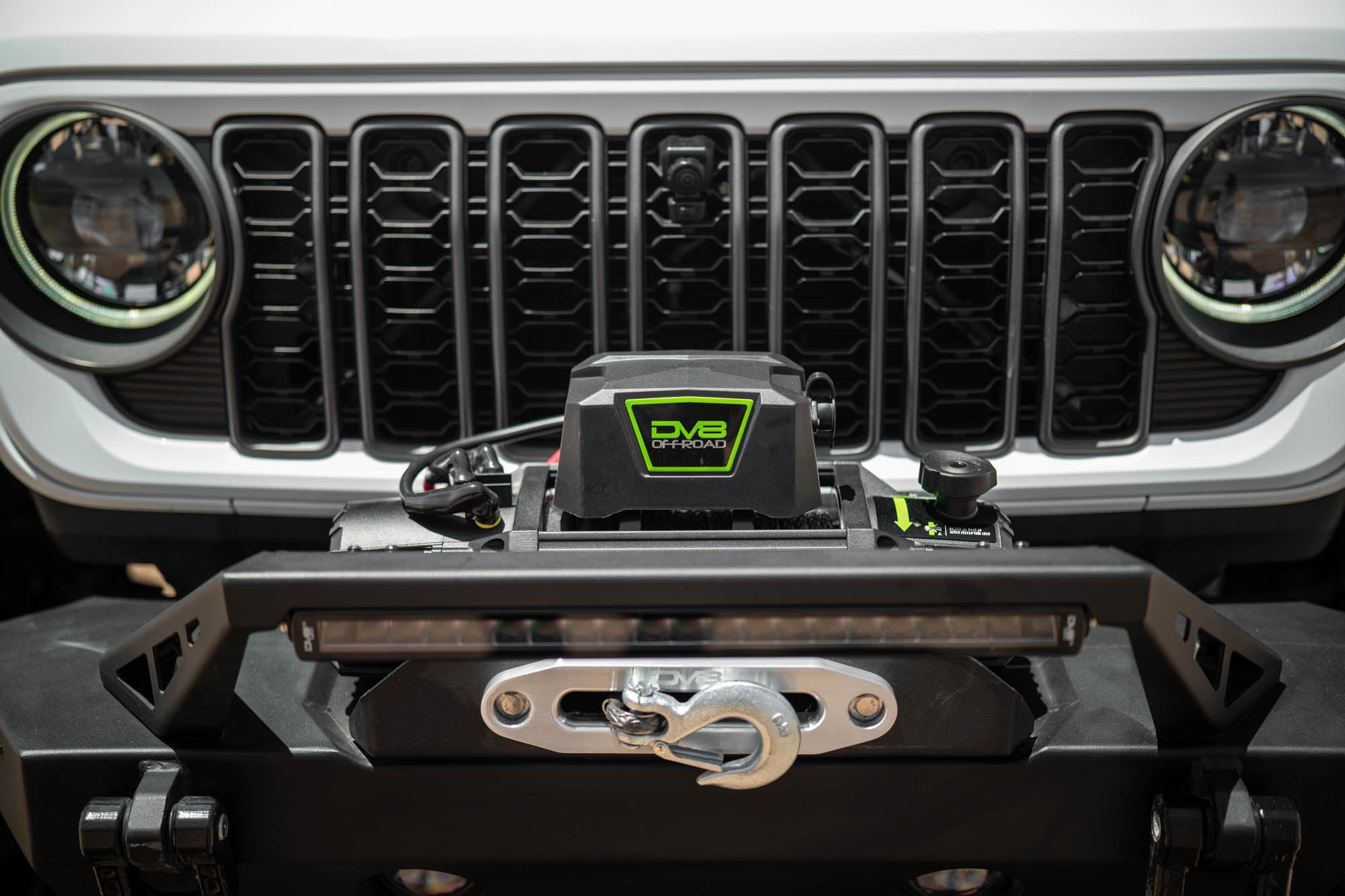 Xtract 12K Winch | Synthetic Rope | DV8 Offroad