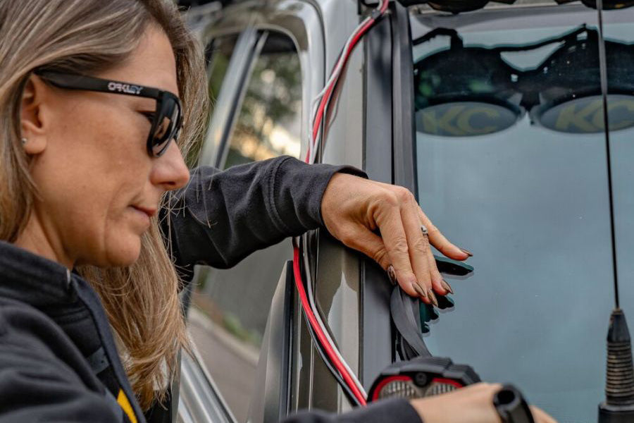 KC Universal Wire Hider