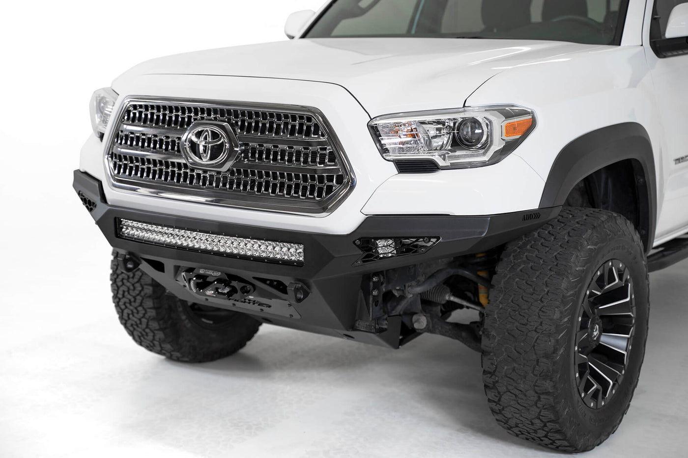 2016-2019-Toyota-Tacoma-winch-front-bumpers 