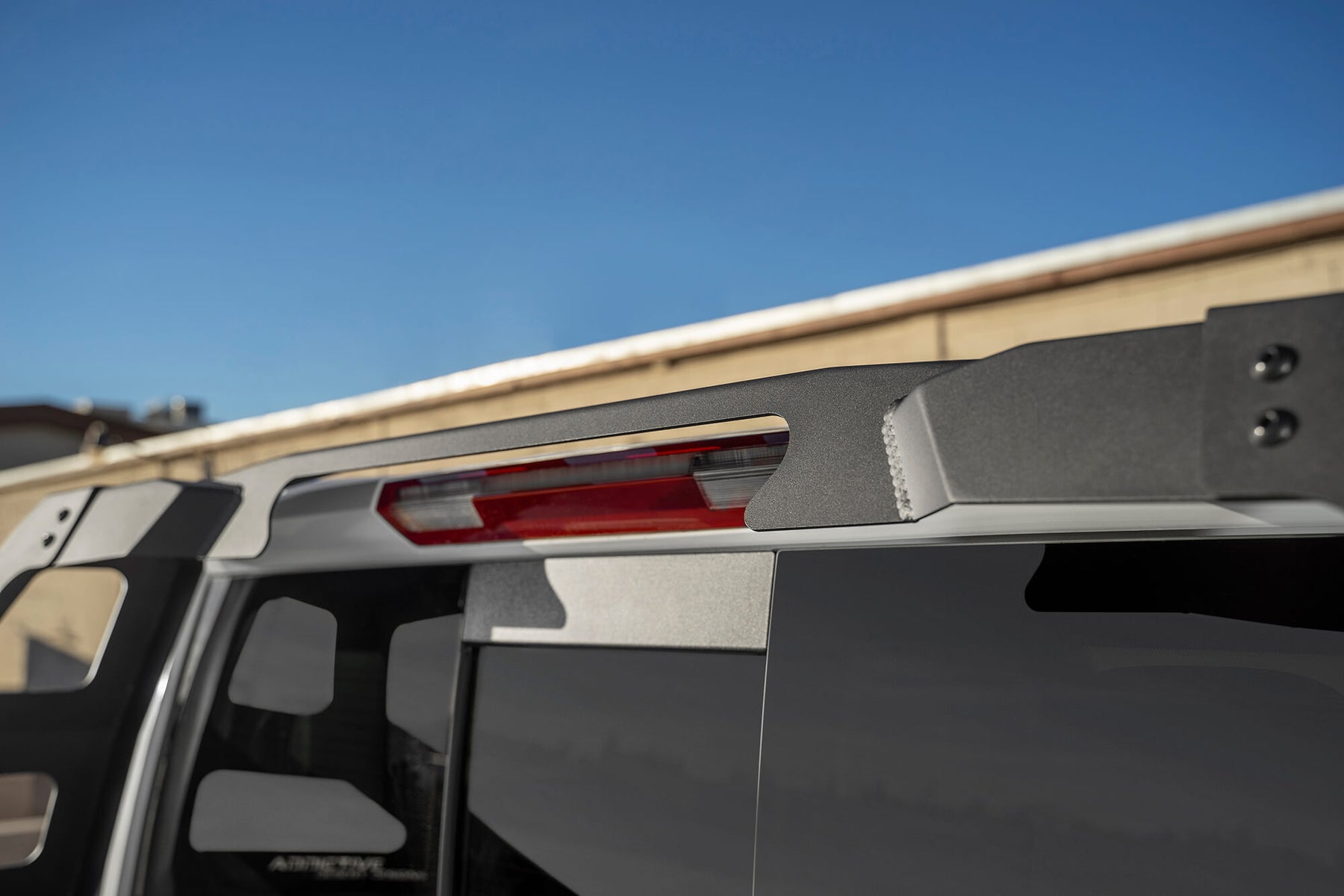 Heritage | 2019-2022 Chevy/GMC 1500 Stealth Fighter Chase Rack
