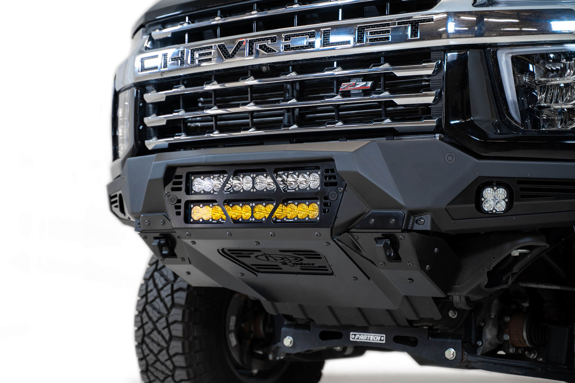 2020-2023 Chevy 2500/3500 Bomber Front Bumper (20 Inch Lights)