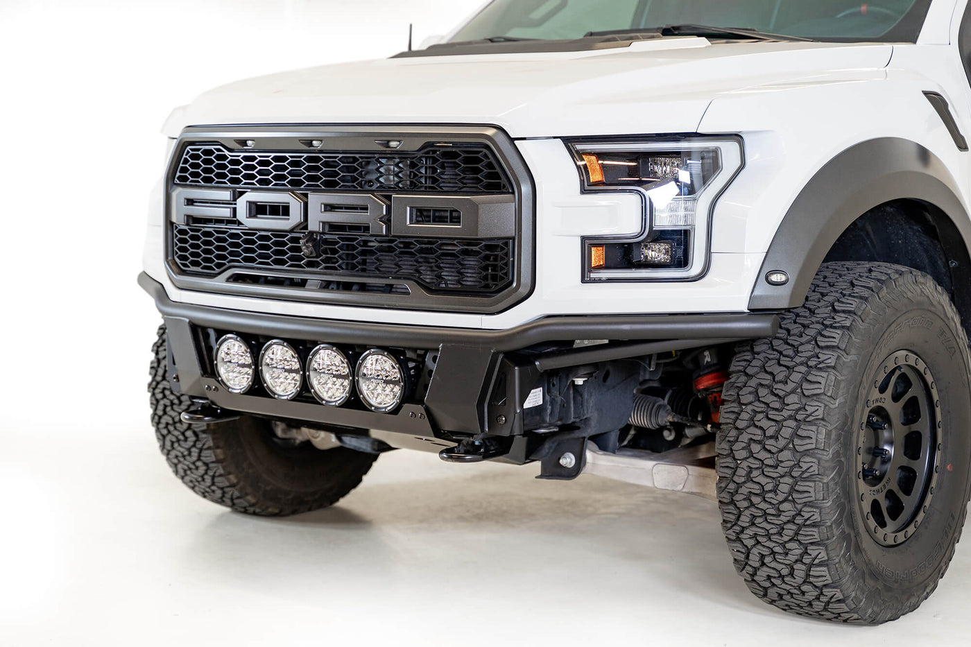 Ford Raptor aftermarket tube front bumper