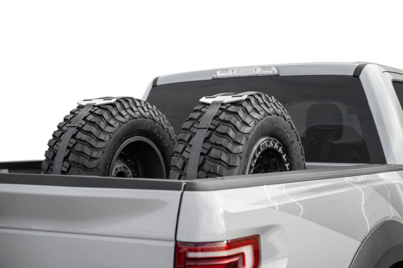 Truck-bed-tire-carrier 