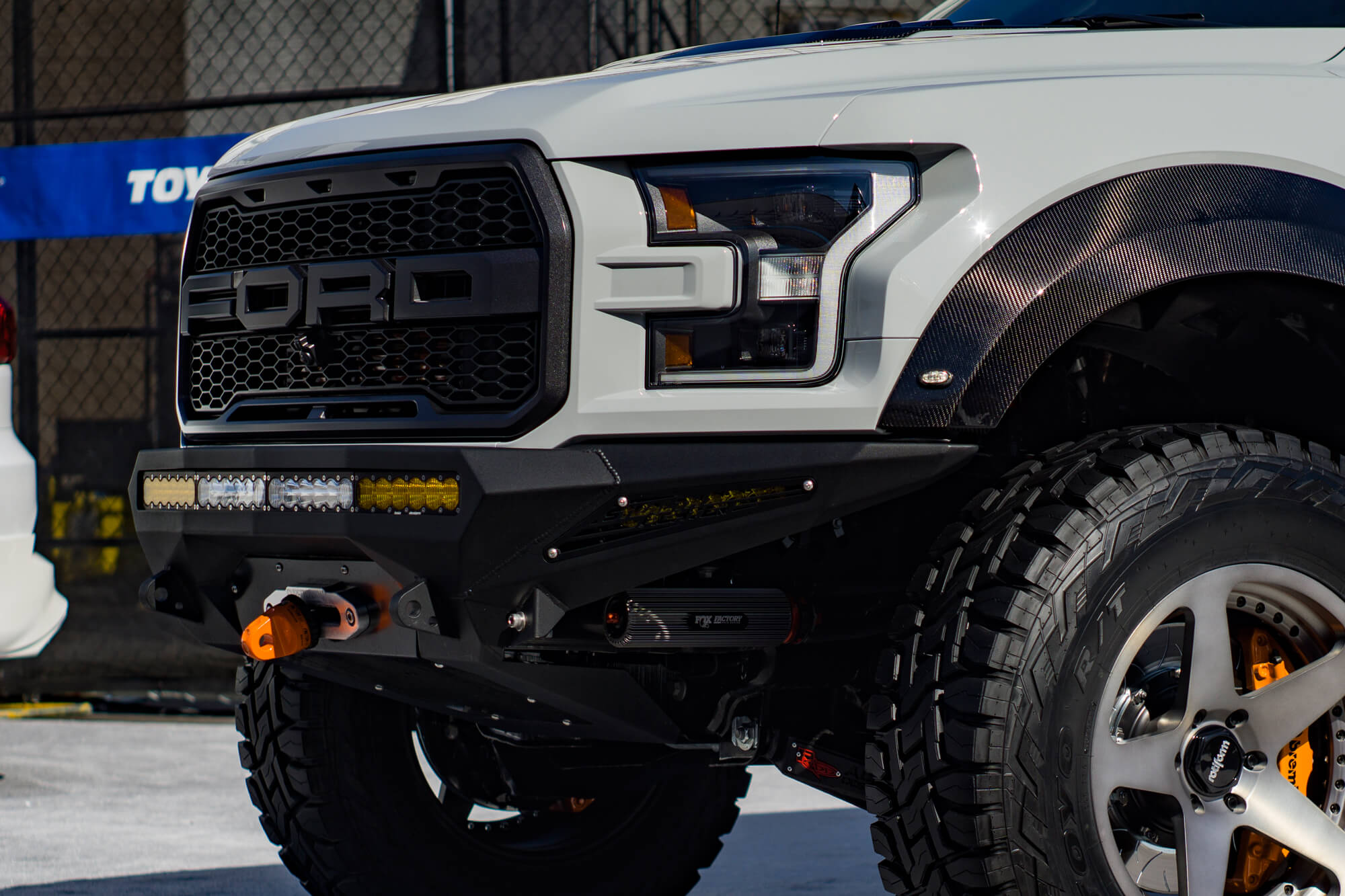 ford-raptor-winch-bumper 