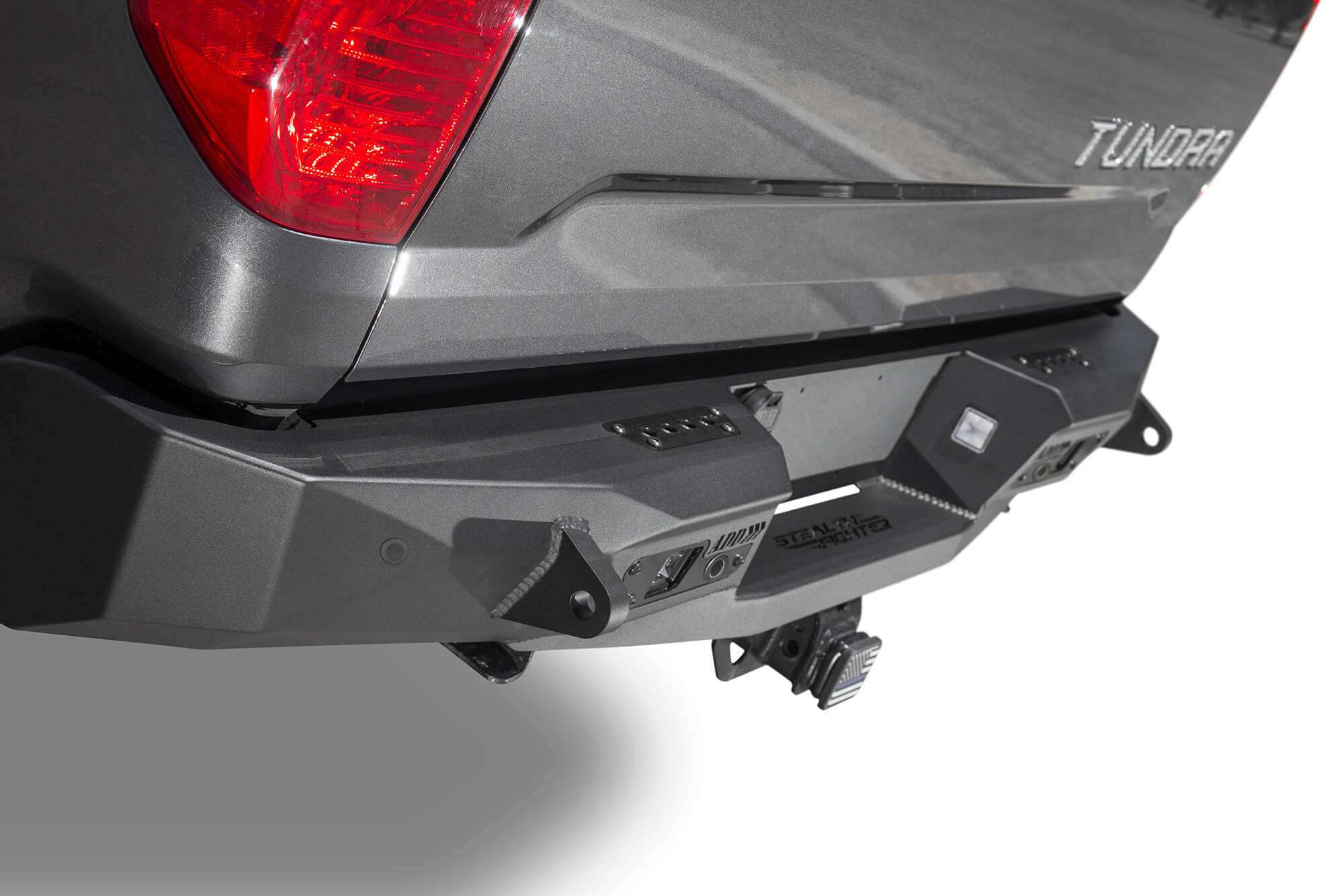 toyota-tundra-rear-bumper 